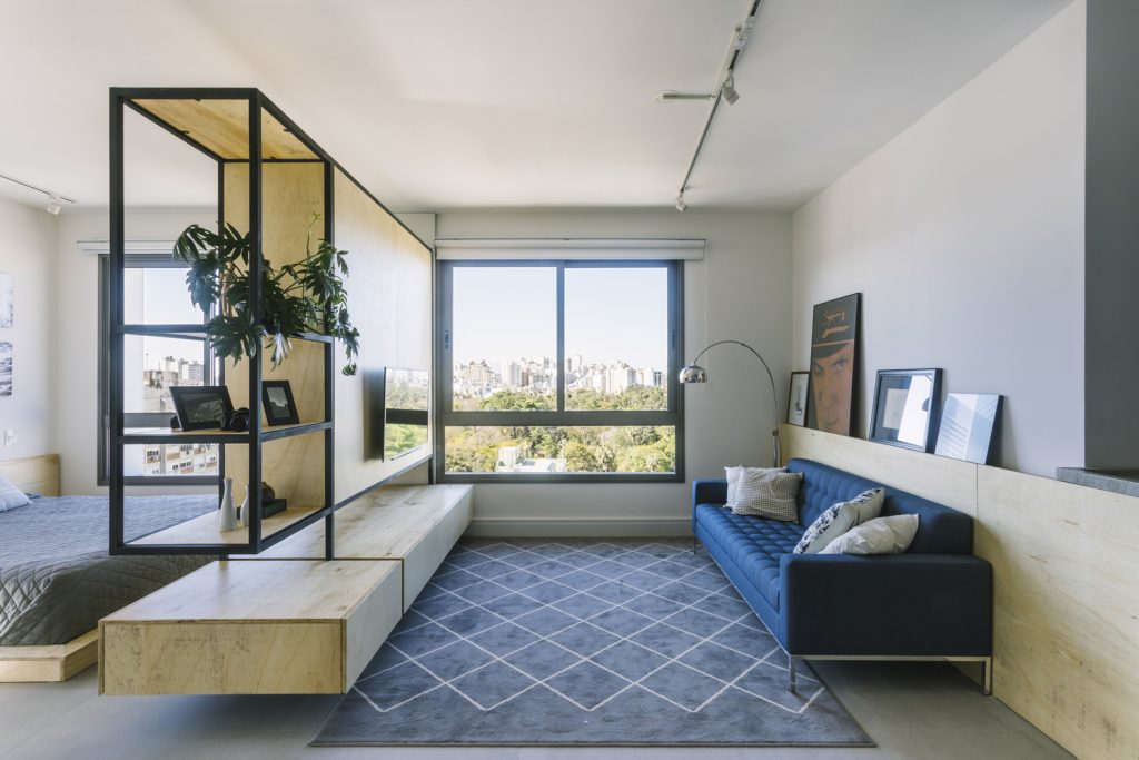quarto e sala com divisória
