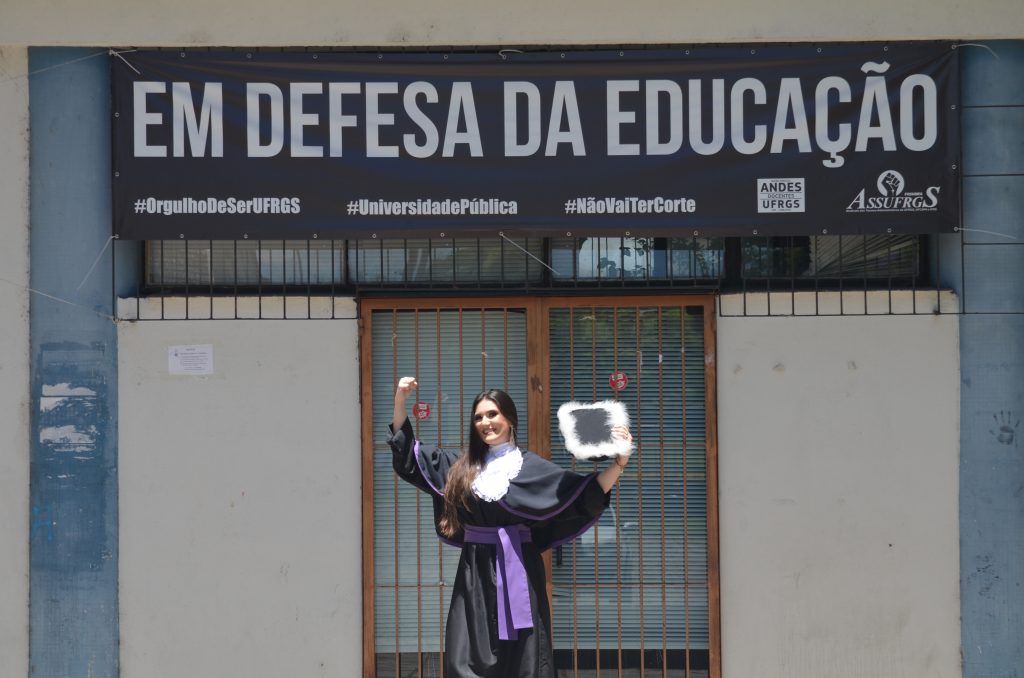 No Brasil, existem cerca de 2,5 milhões de professores