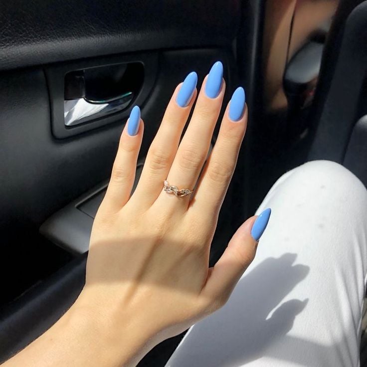 Uma tendência de perfeita para a primavera, é a blueberry milk 