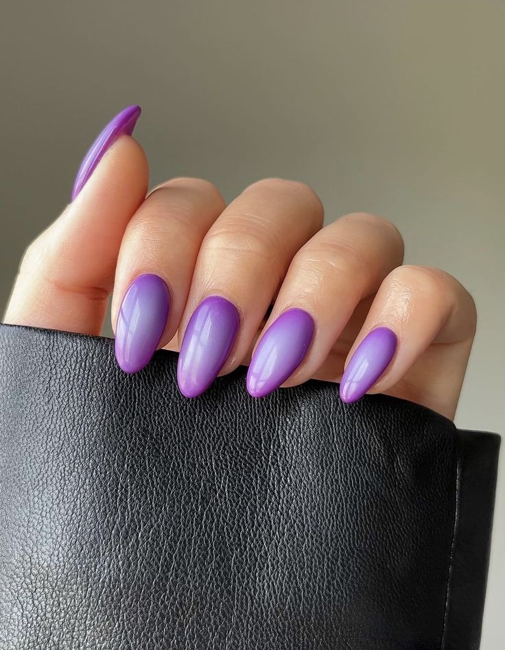 Veja como fazer a aura nail 