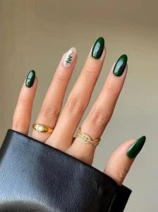 Esmaltes verdes para as unhas de Natal