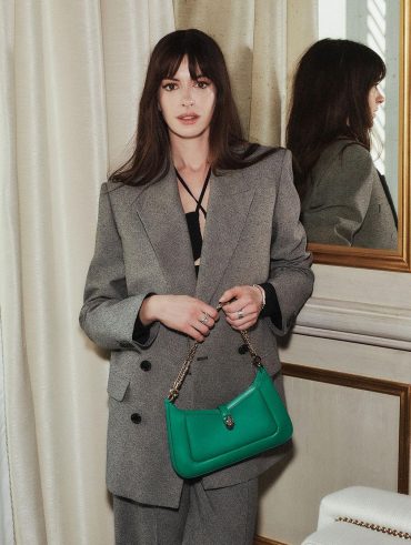 Anne Hathaway looks