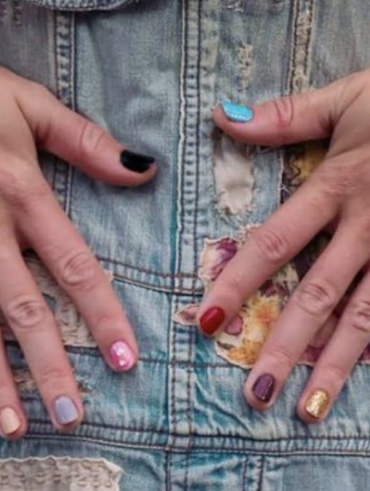 Inspirações de unhas para você usar no show da Taylor Swift