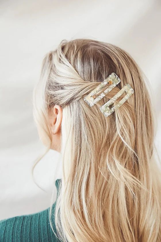 Outra dica é adicionar presilhas ao seu look, para deixá-lo mais único