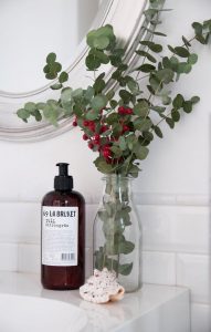Decoração de Natal com vaso de planta
