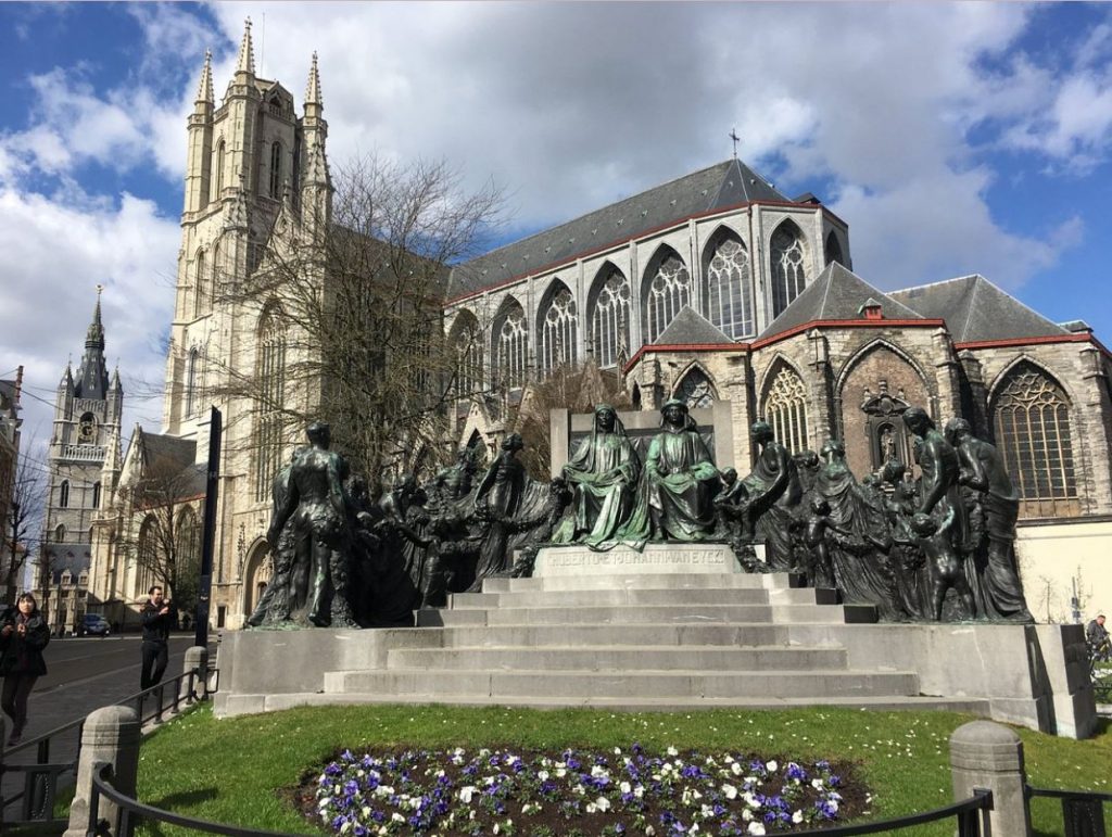 Conheça a Grote Kerk em Gante, na Bélgica