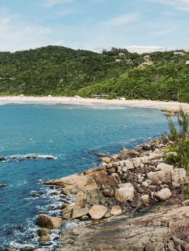 Praia do Rosa: 3 dicas do que fazer na cidade pela primeira vez