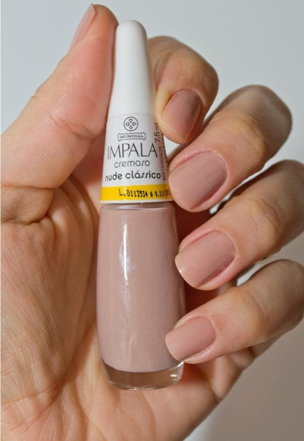 Ademais, veja cores de esmaltes para comprar