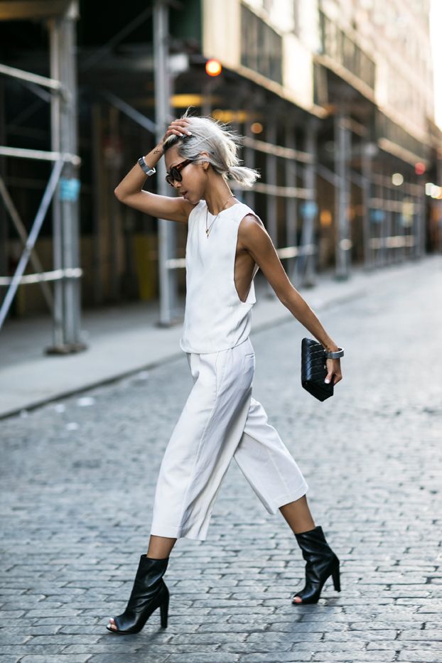 Conjunto branco elegante e chique