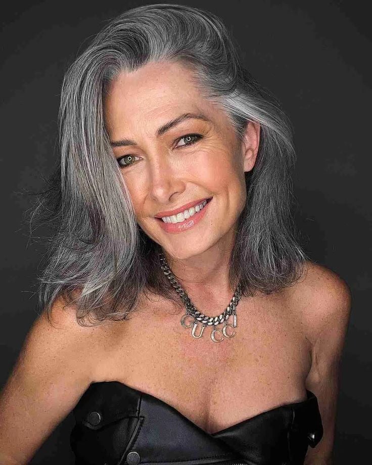 Corte de cabelo para mulher com 50 anos