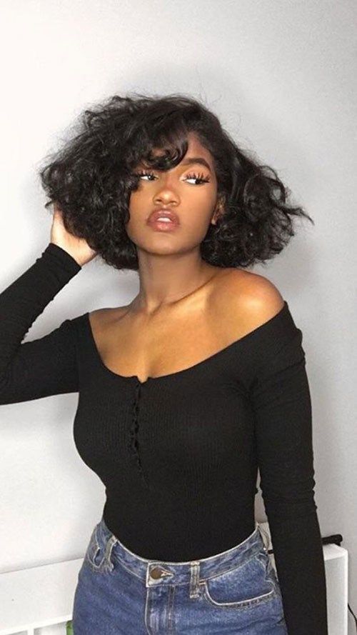 Ideia de cabelo volumoso e curtinho