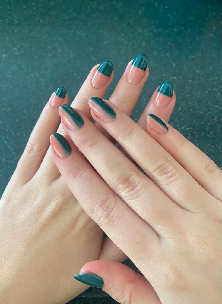 Ademais, essa esmaltação está super em alta