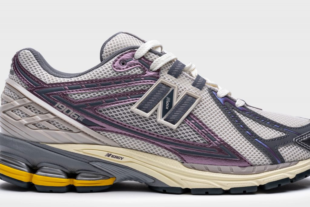 New Balance 1906R