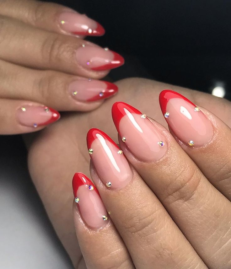 Ademais, confira algumas inspirações de unhas