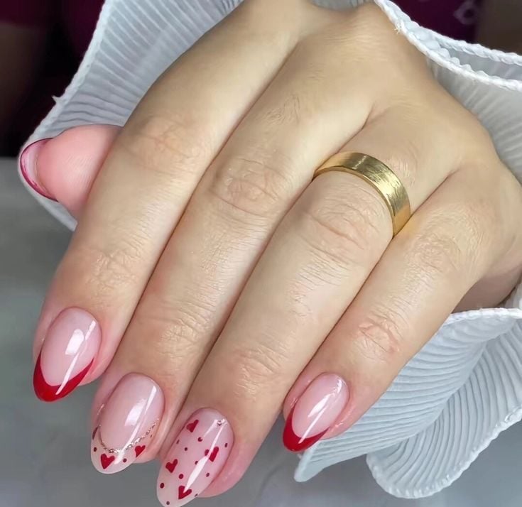 Unha francesinha com esmalte vermelho: 8 ideias para arrasar