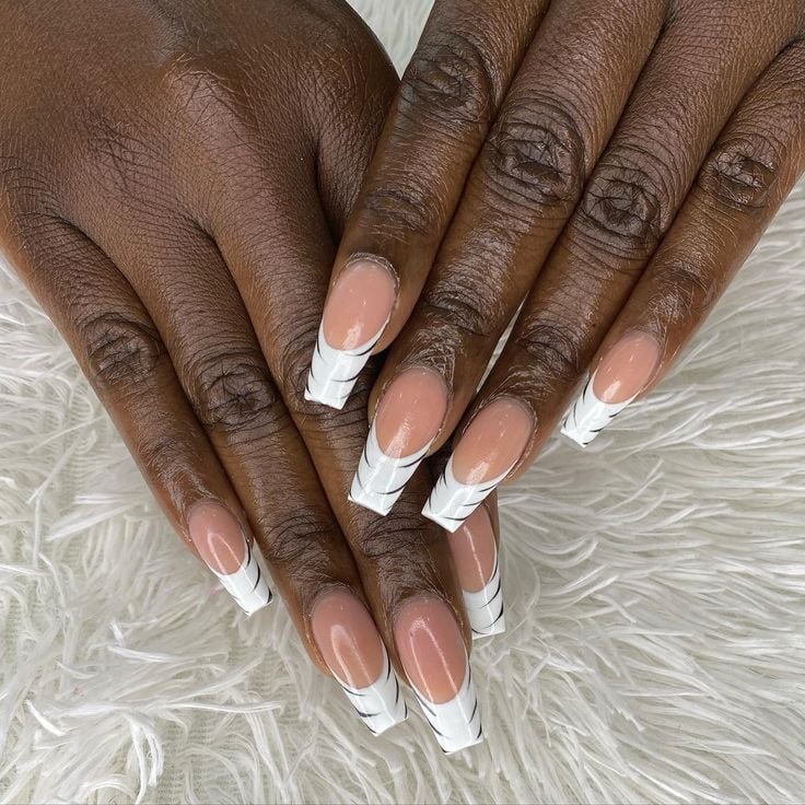 Inspiração de nail art branca