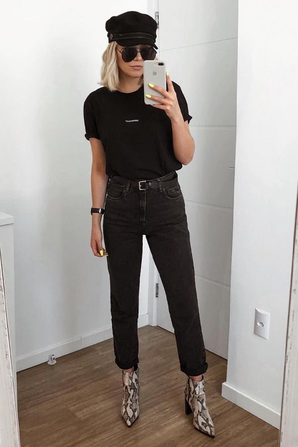 Calça jeans preta com lavagem escura