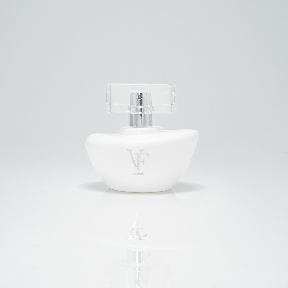 Frasco branco do perfume VF Bloom 