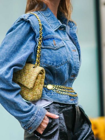 Jaqueta jeans: 5 looks para arrasar com a peça na estação