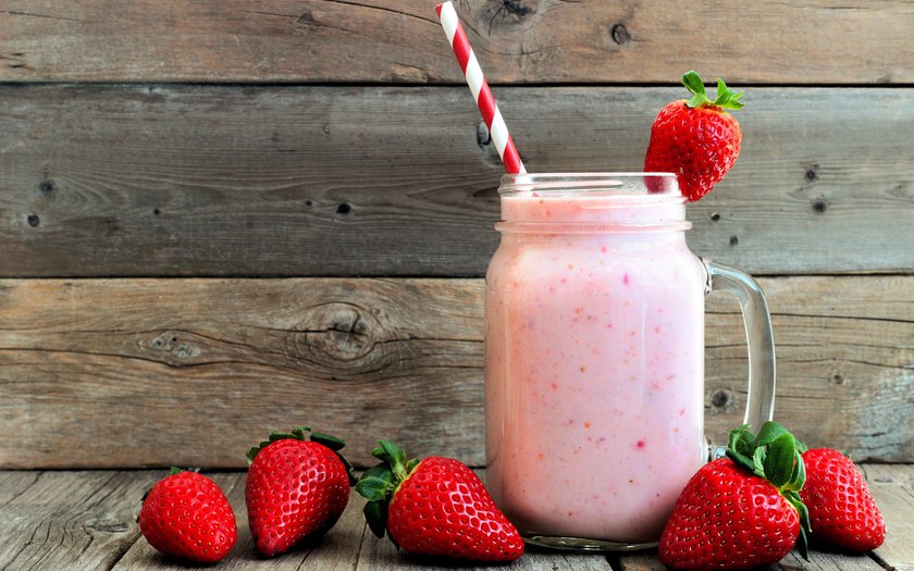 Shake de morango saudável