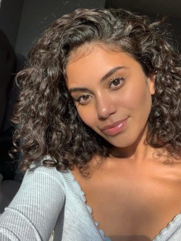 Cabelo curto e cacheado, no corte long bob