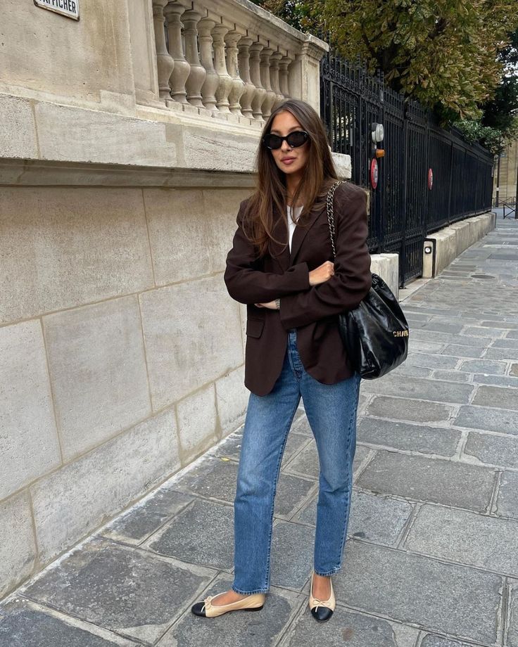 peças coringas: aposte na calça jeans reta