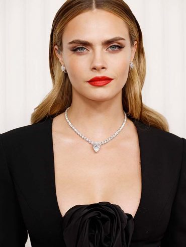 Sobrancelha cara Delevingne