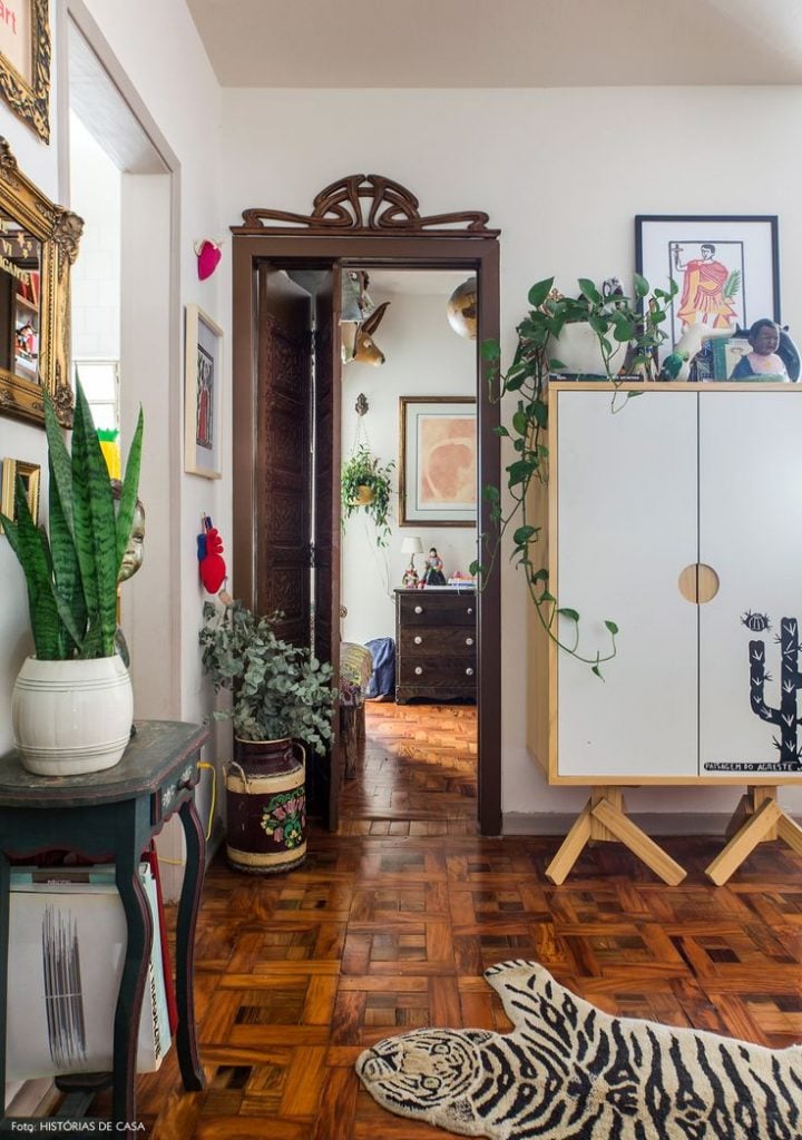 Porta com detalhe vintage