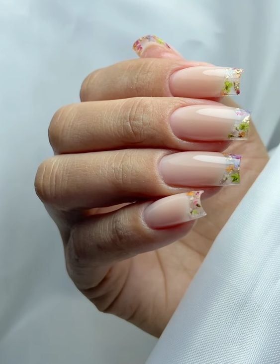 Unhas quadradas decoradas: 10 ideias para inspirar a manicure
