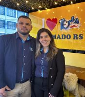 Wilian Assis e Raquel Pereira da Silva