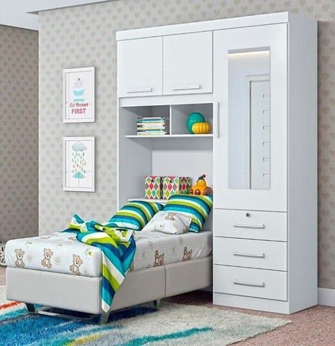 Quarto infantil com guarda-roupa e cama embutida