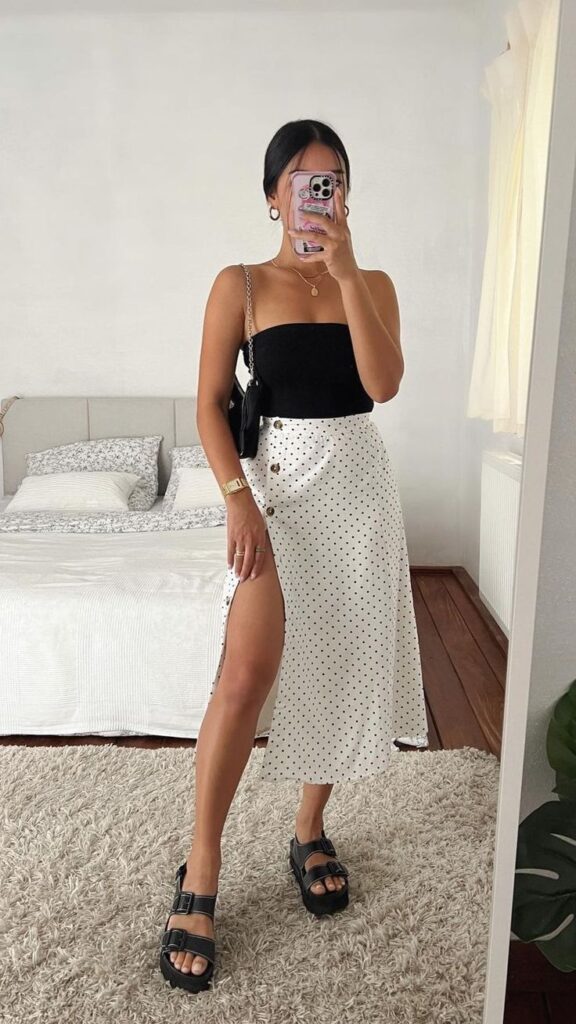 Look com saia e papete