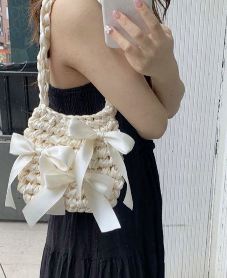 bolsa de crochê com laço
