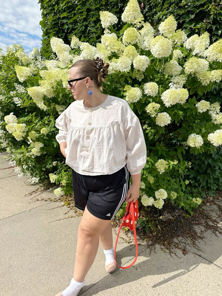 Look com sapatilha balletcore