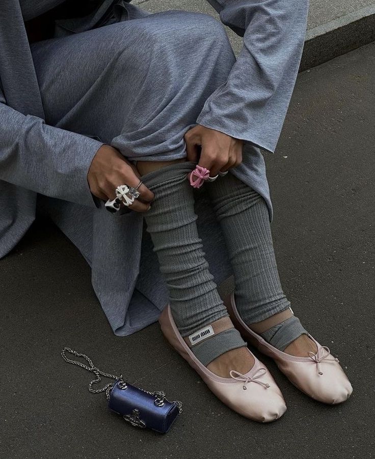 Look com sapatilha balletcore