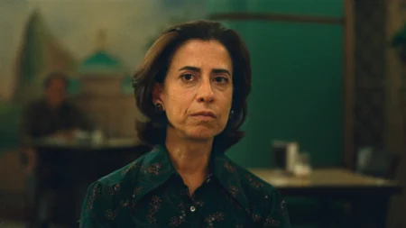Fernanda Torres interpretando Eunice Paiva em Ainda Estou Aqui