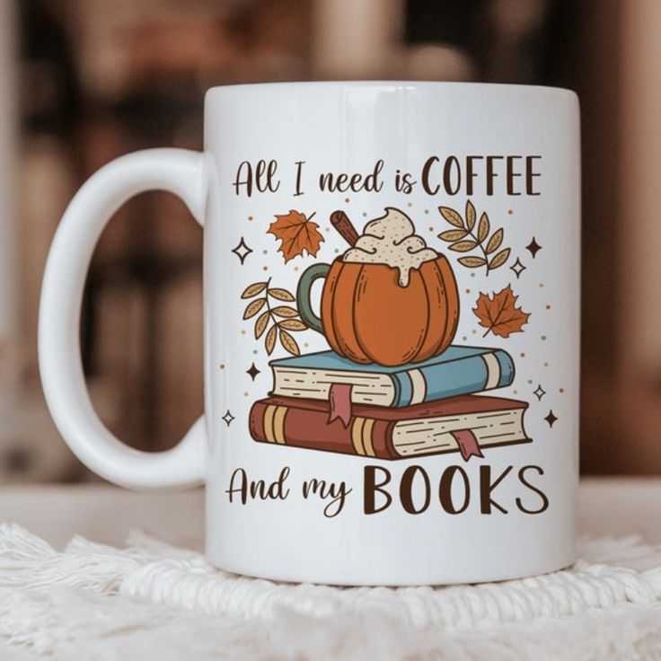 Caneca branca com desenho de livros, café com chantily e folhas de outono