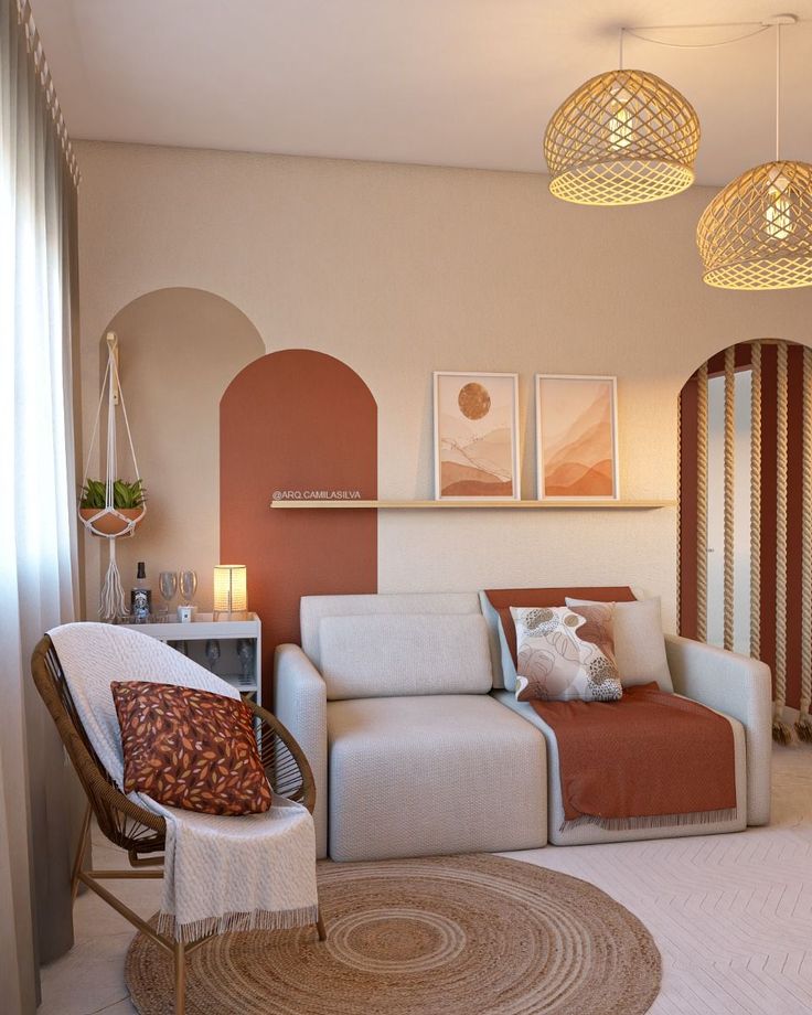 Ambiente moderno com sofá de linhas retas, parede com pintura orgânica e tapete de palha