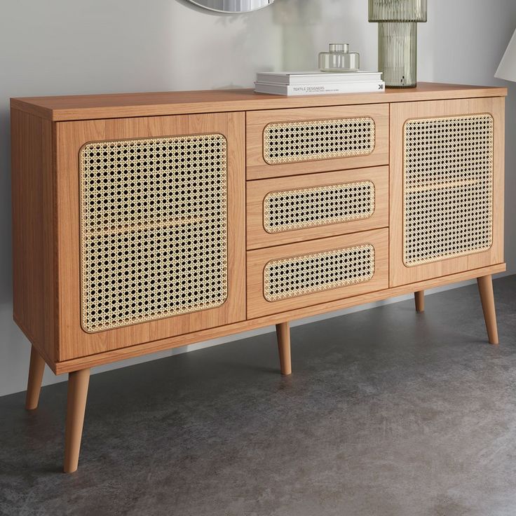 Buffet no estilo retrô, com detalhes em palhinha