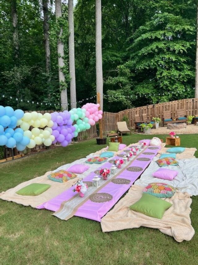 Festa de aniversário com decoração de balões