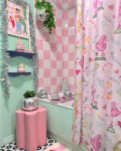 Banheiro com estilo dopamine decor