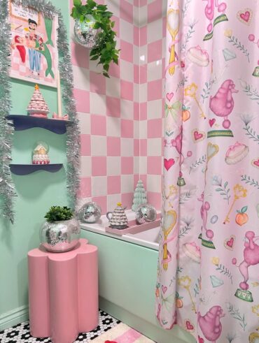 Banheiro com estilo dopamine decor