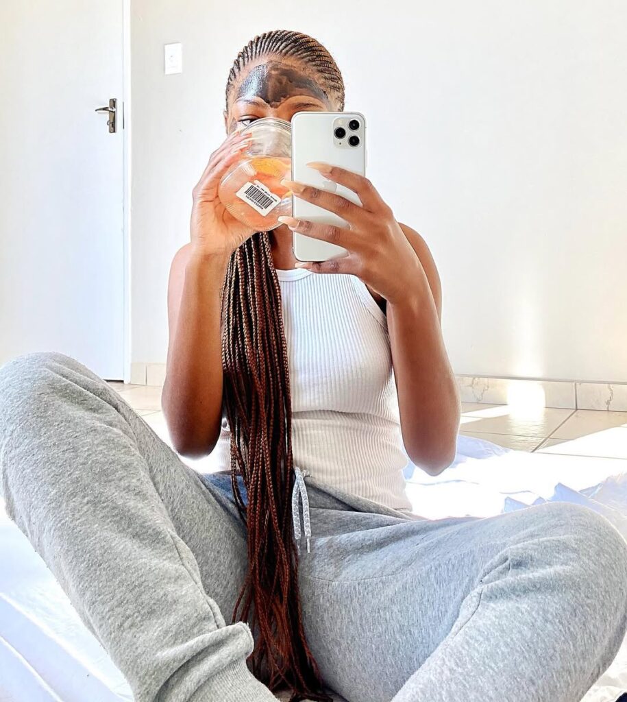 Rotina de cuidados com a pele e skincare