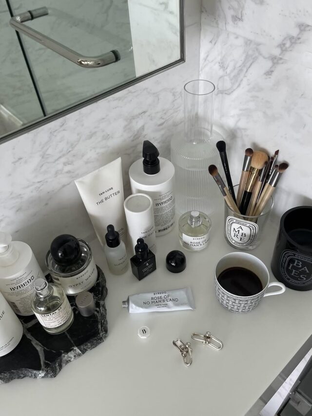 Produtos de cuidados com a pele e rotina de skincare