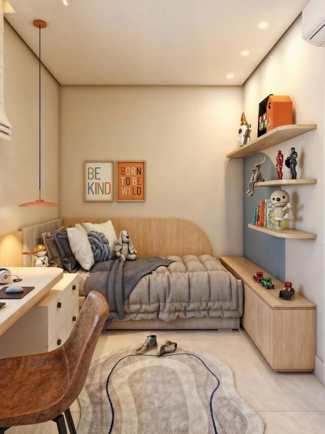 Quarto pequeno com prateleiras , tapete orgânico e escrivaninha para estudo