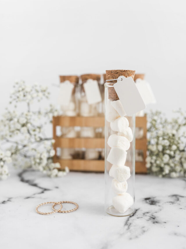 Vidro com rolha e mini marshmallows