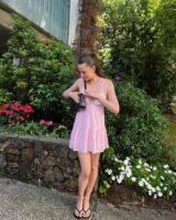 Look com vestido feminino estilo boneca