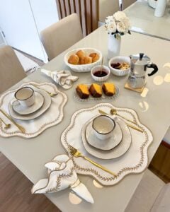 Mesa posta de café da manhã