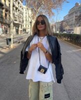Looks com bolsas estilosas e pequenas