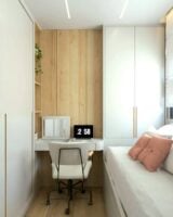 Quarto pequeno e decorado